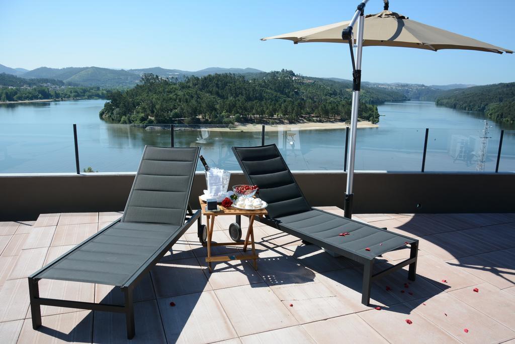 Figurino Do Douro Hotel Melres ภายนอก รูปภาพ