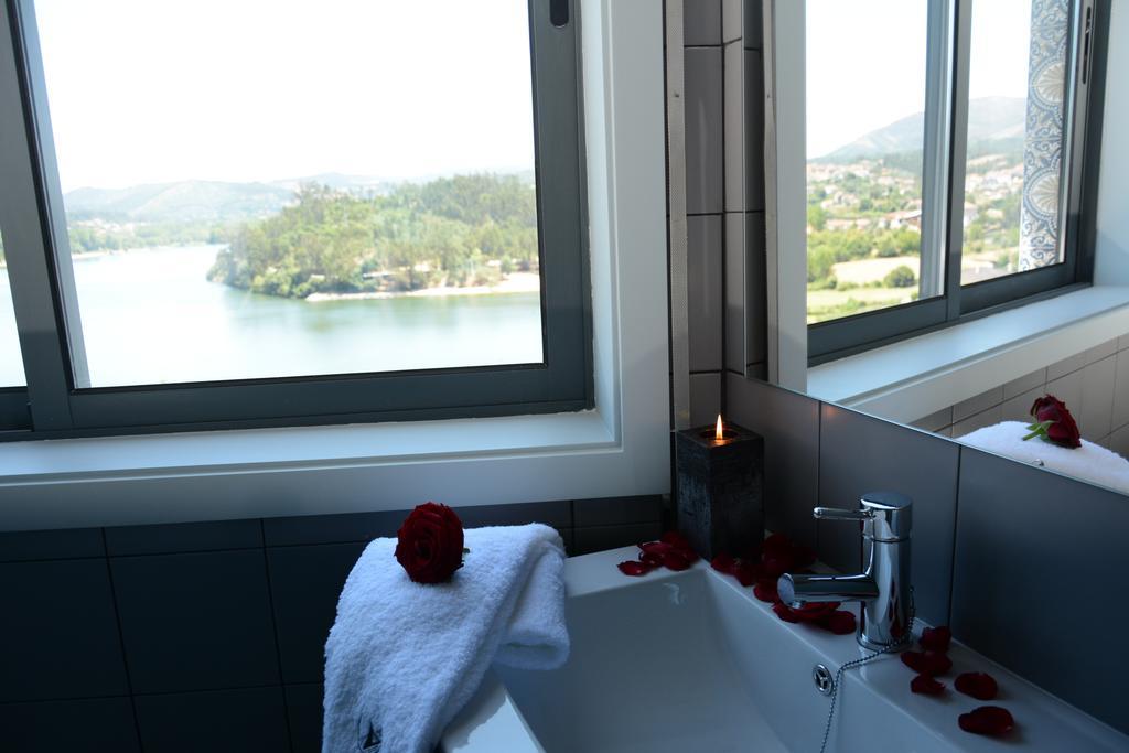 Figurino Do Douro Hotel Melres ภายนอก รูปภาพ